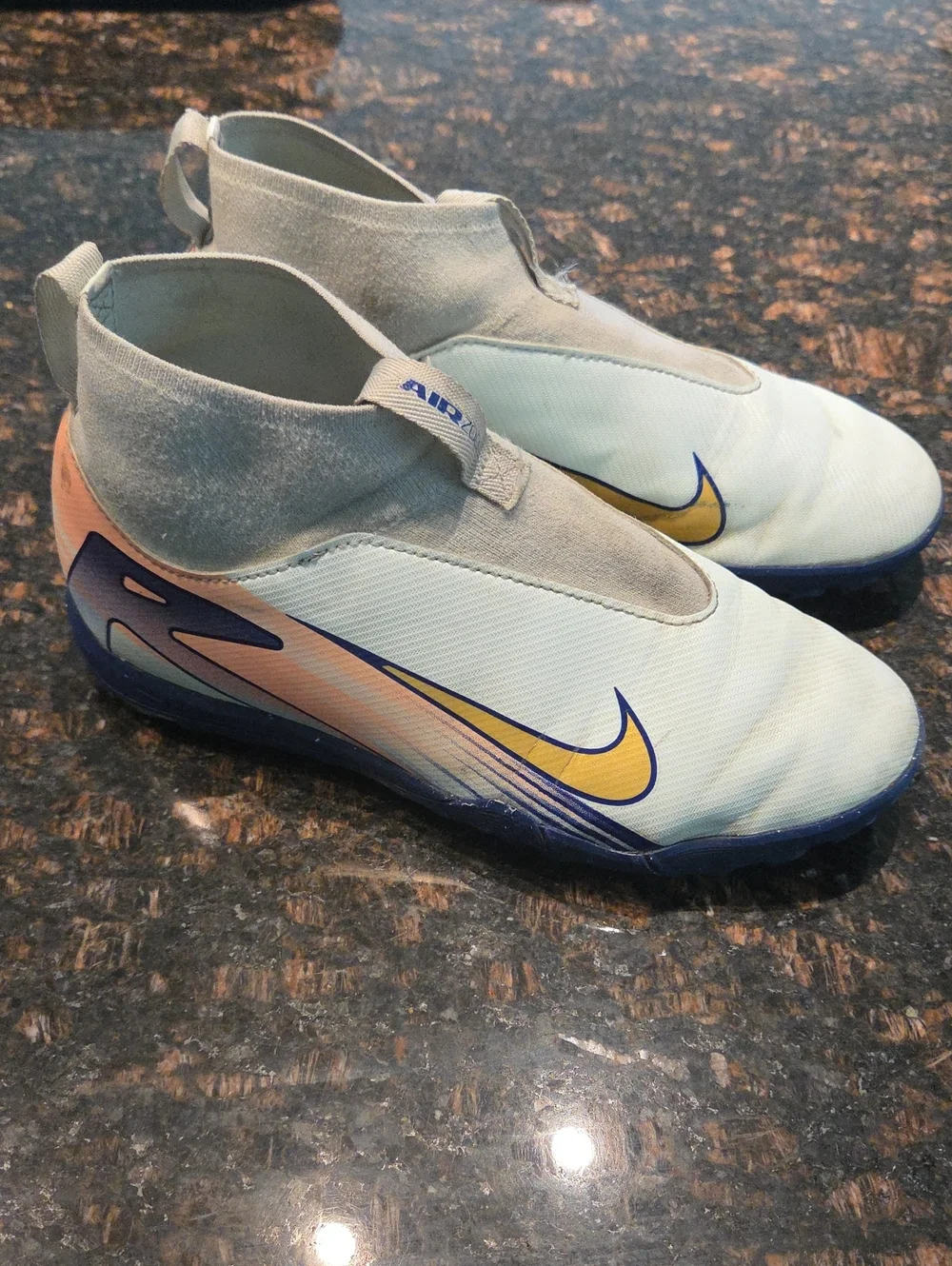 Nike Kids White Soccer Turf Shoes